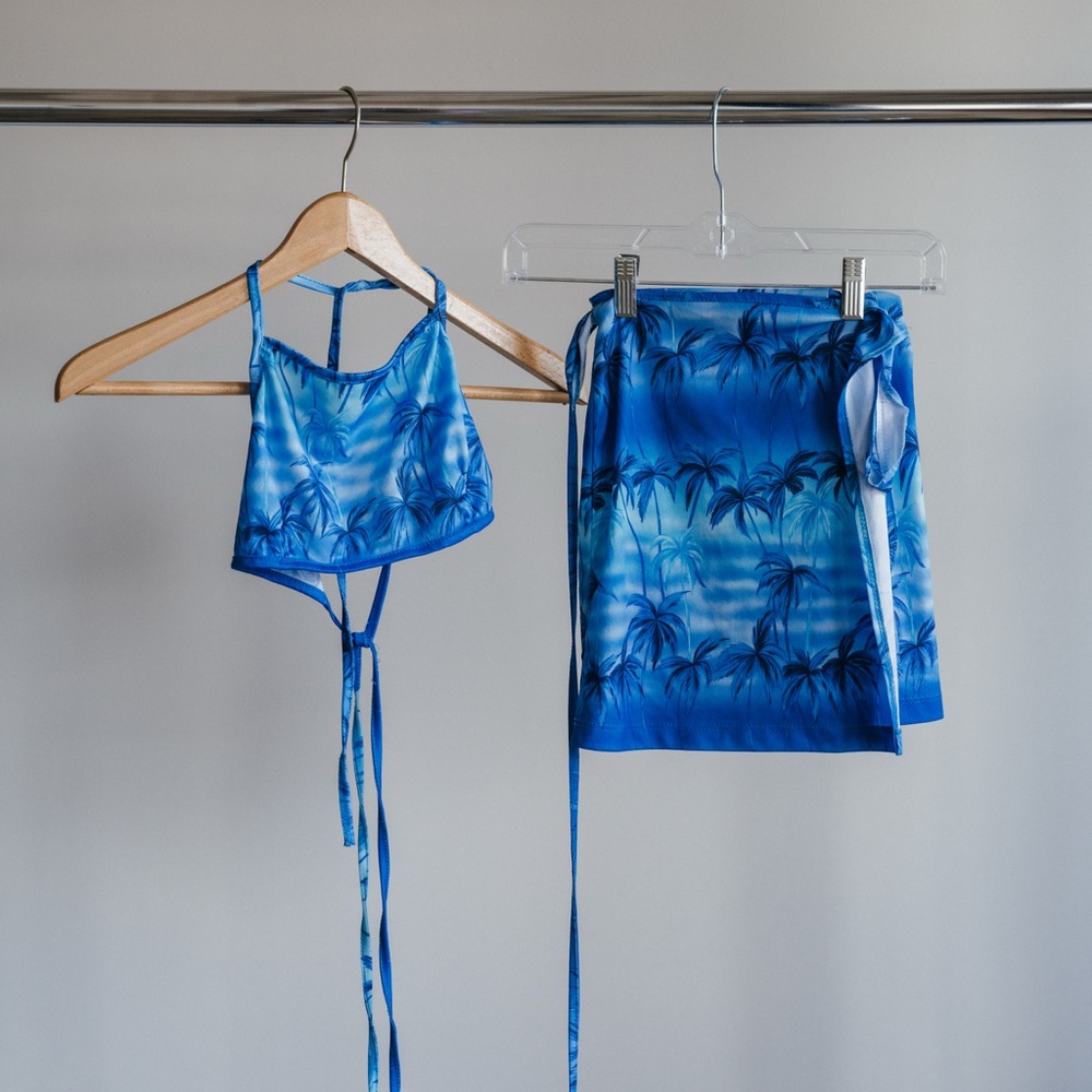 Blue Tropical Print Two-Piece Set